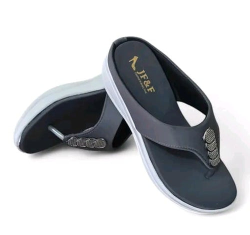 COMFY NEW DESIGN WOMEN CHAPPAL GREY PANGA
